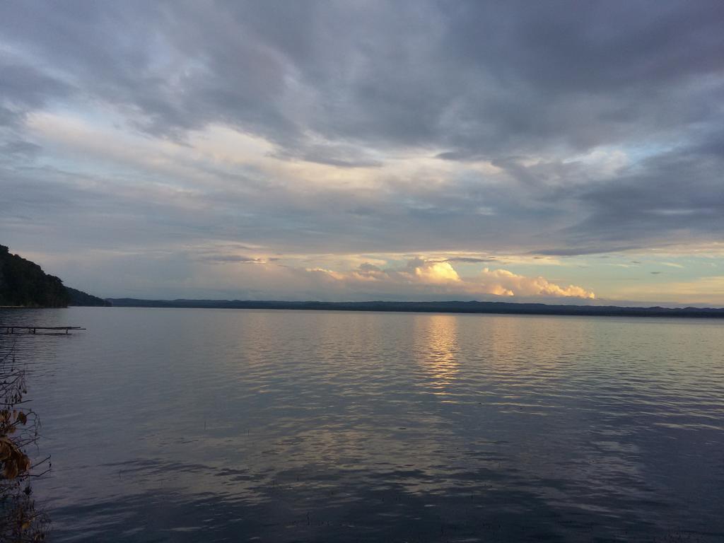 Hotel Ribiera Del Lago Peten Itza San Roman Zewnętrze zdjęcie